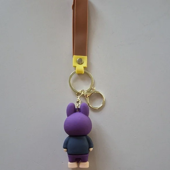 NWOT Labubu Keychain/bag Charm 💜 - Picture 3 of 3